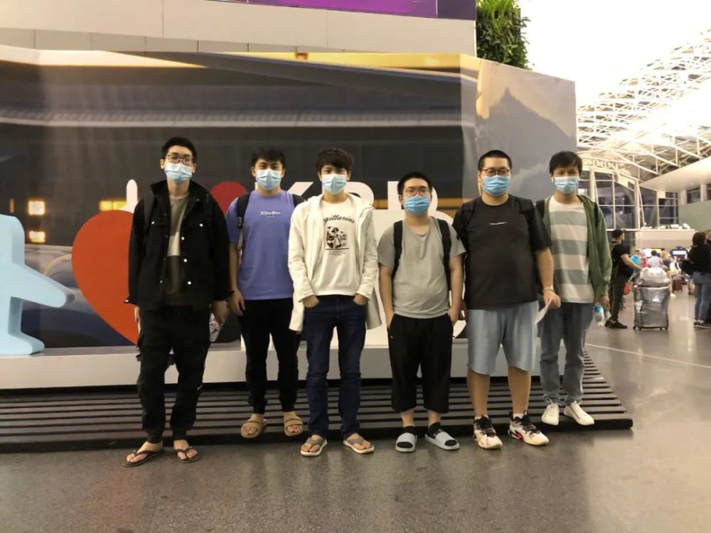 反向隐含