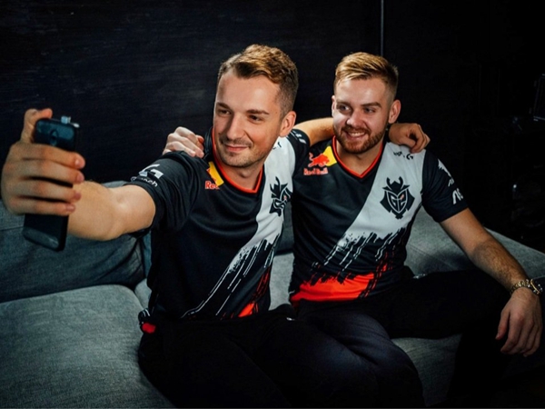 扑克不是靠爆冷（扑克取胜不靠冷门）